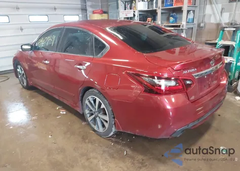 2017 Nissan Altima 2.5 Sr из США, поврежденный, VIN 1N4AL3AP9HC135034